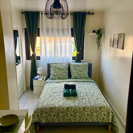 Cine A La Maison ! A 3 Min Du Metro Apartment Saint-Ouen (Seine-Saint-Denis)
