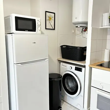 Cine A La Maison ! A 3 Min Du Metro Apartment Saint-Ouen (Seine-Saint-Denis)